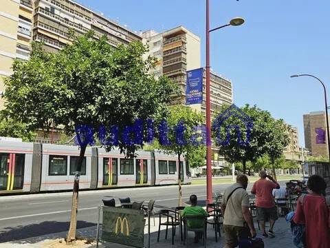 Piso de 90 m² en Sevilla