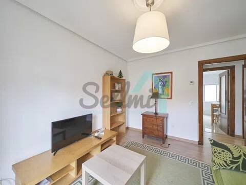Piso de 82 m² en Oviedo