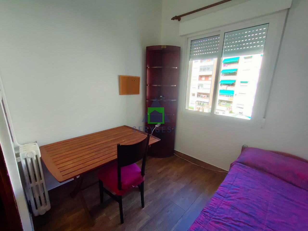 Habitación 90 m², Ourense