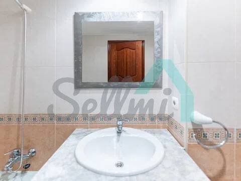 Piso de 77 m² en Oviedo