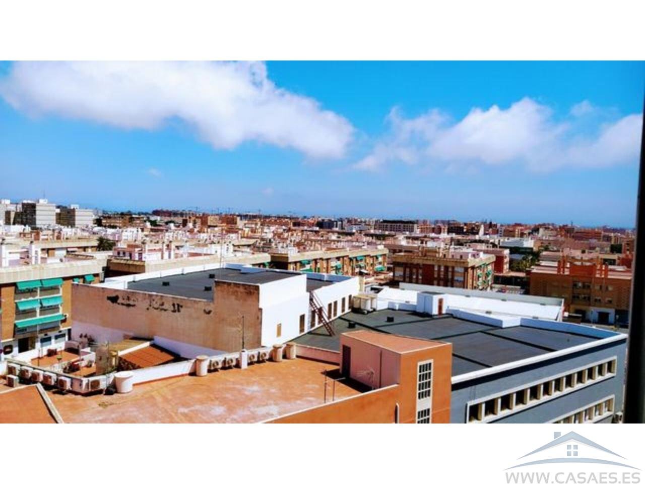 Piso de 90 m² en Almería