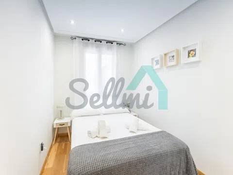 Piso de 80 m² en Oviedo