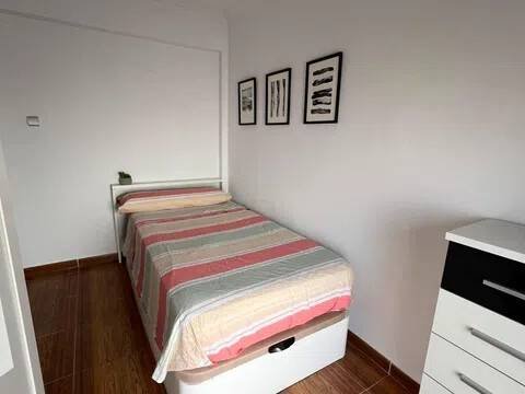 Quarto para alugar, Almería
