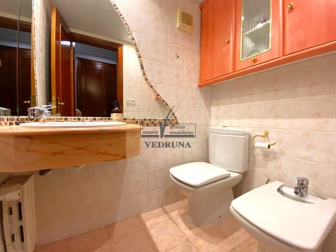Piso de 85 m² en Zaragoza