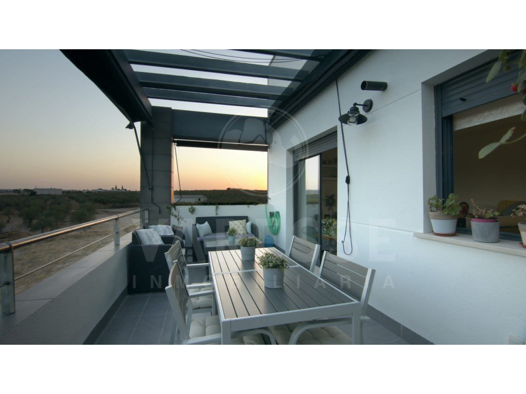 Piso de 169 m² en Espartinas