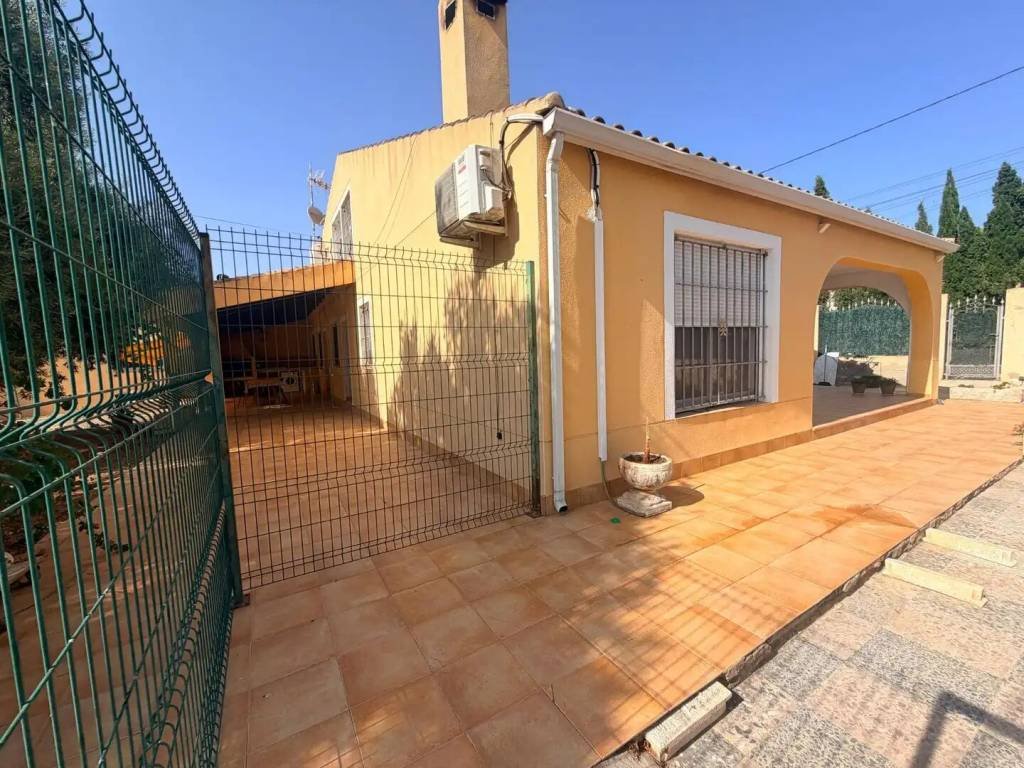 Casa de 290 m² en Elche
