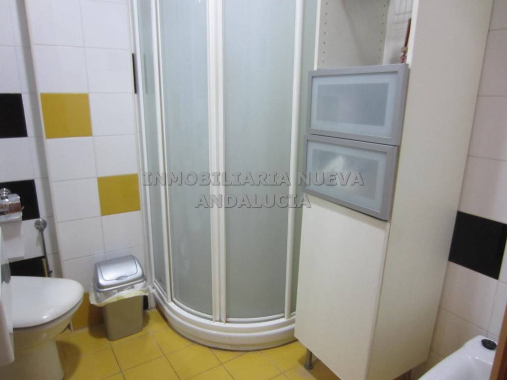 Piso de 85 m² en Almería