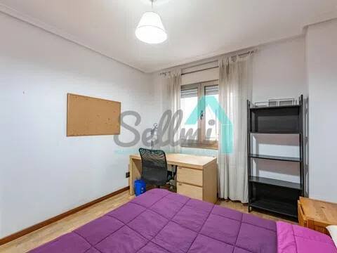 Appartamento 75 m² a Oviedo