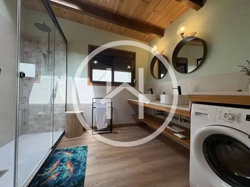 Casa de 100 m² en Arafo
