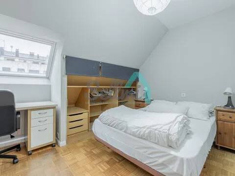 Piso de 84 m² en Oviedo