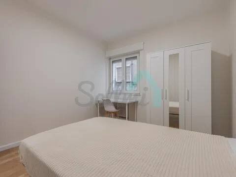 Habitación 83 m², Oviedo