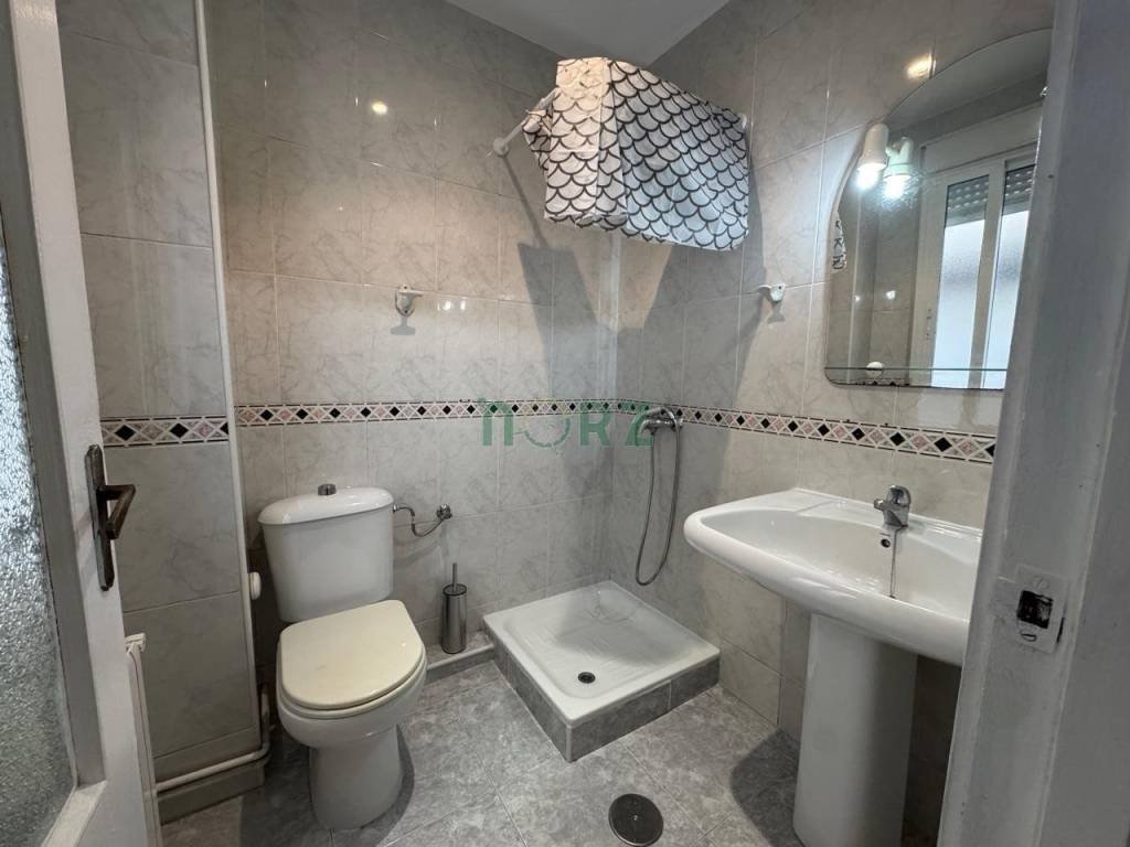 Habitación 112 m², Ourense