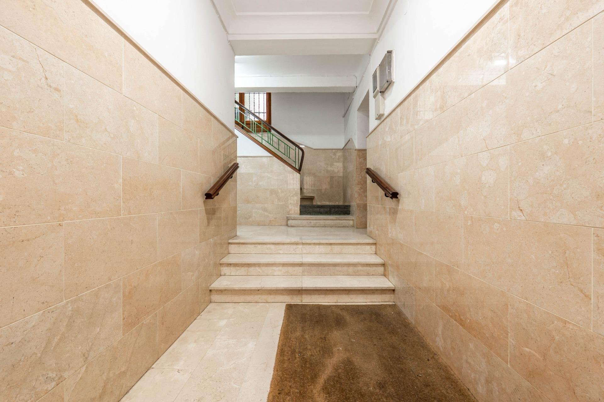 Piso de 84 m² en Granada