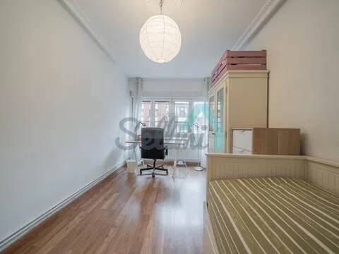 Piso de 96 m² en Oviedo