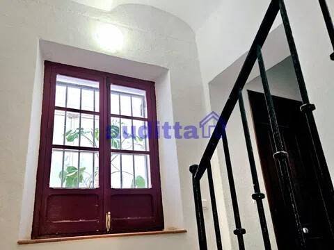 Piso de 80 m² en Sevilla