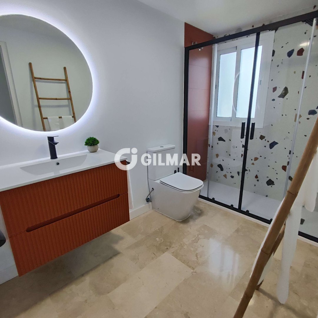 Casa de 220 m² en Estepona