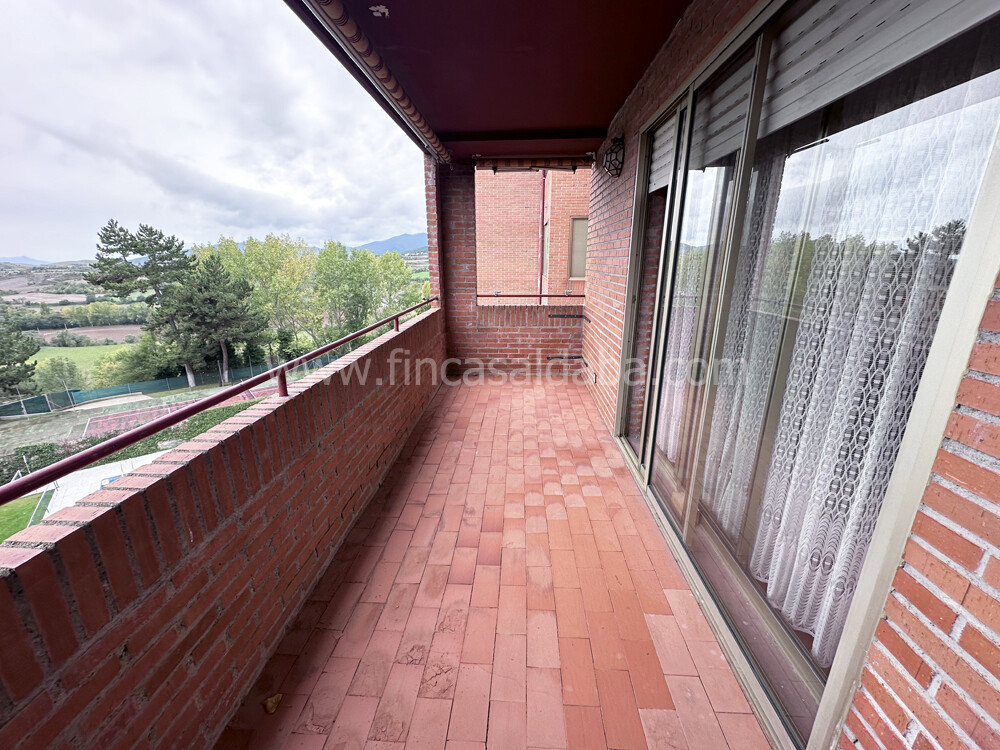 Piso de 90 m² en Jaca