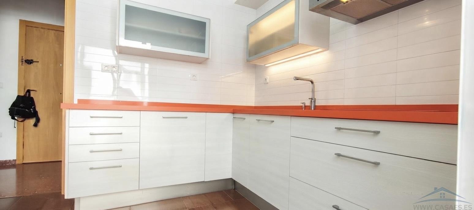 Piso de 140 m² en Almería