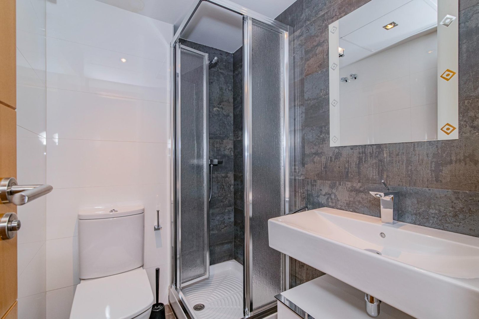 Room for rent, Granada