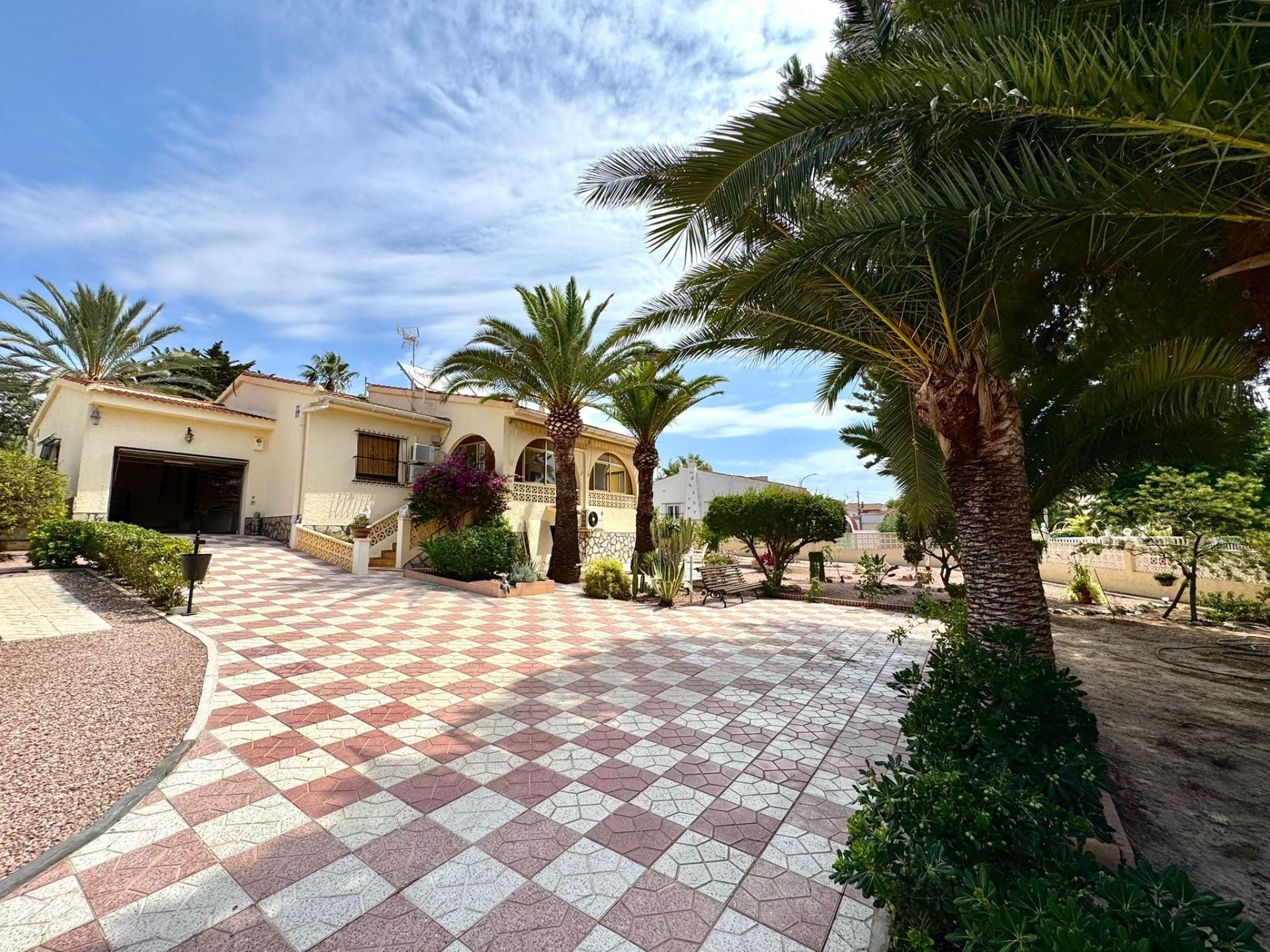 Casa de 180 m² en Rojales