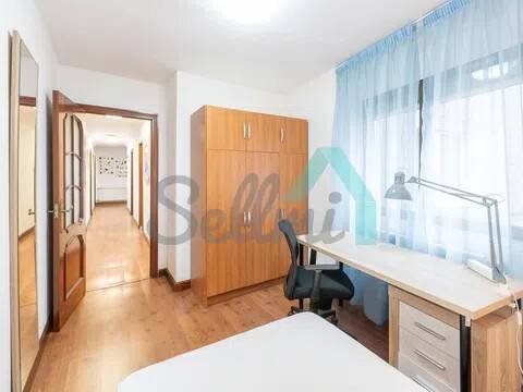 Pis de 127 m² a Oviedo