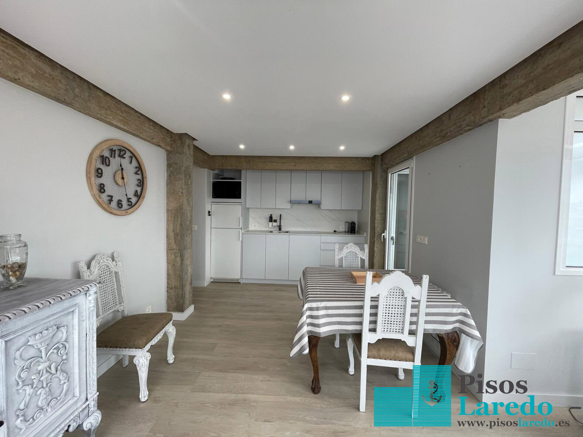 Piso de 70 m² en Laredo
