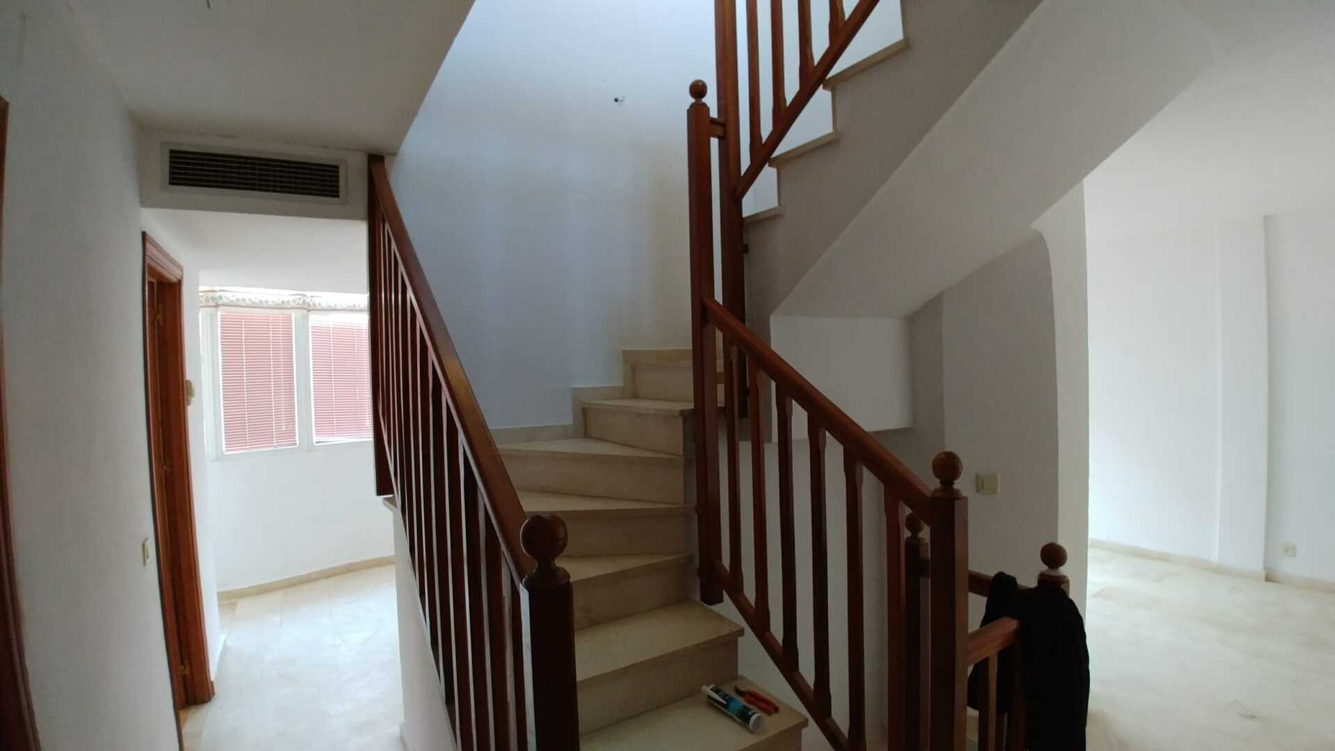 Piso de 153 m² en Tomares
