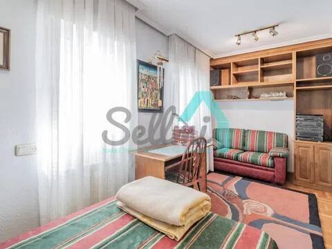 Piso de 75 m² en Oviedo