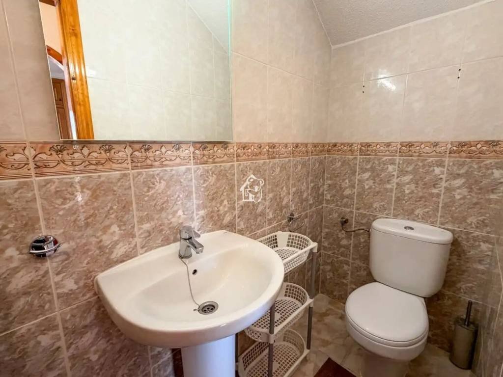Casa de 100 m² a Oriola