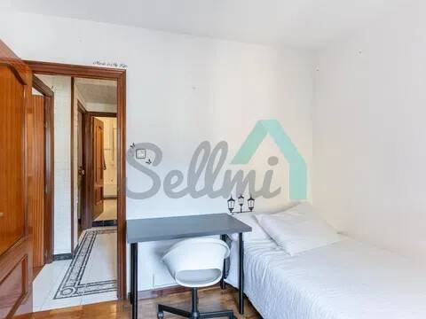 Habitación 66 m², Oviedo