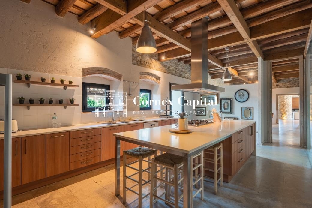 Casa de 855 m² en Pals