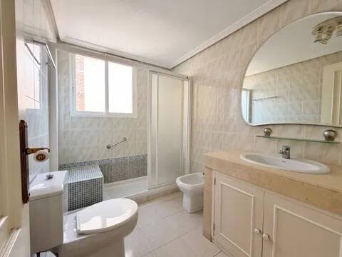 Piso de 154 m² en Almería