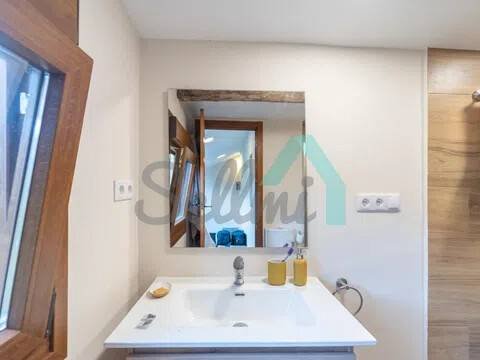 Casa de 100 m² en Mieres
