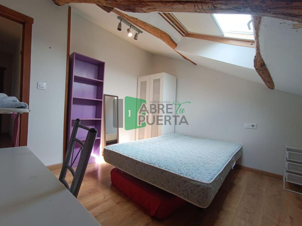 Habitación 100 m², Ourense