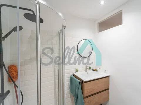Piso de 81 m² en Oviedo