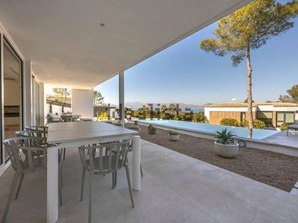 Casa de 220 m² en Alcúdia