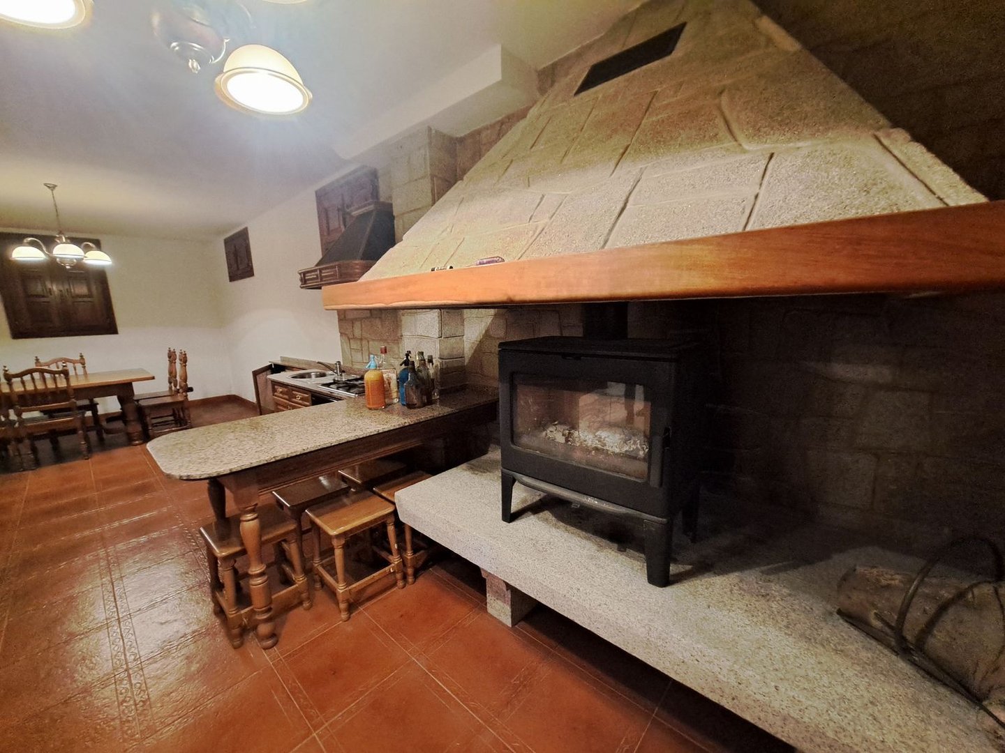 Casa de 494 m² a Teo