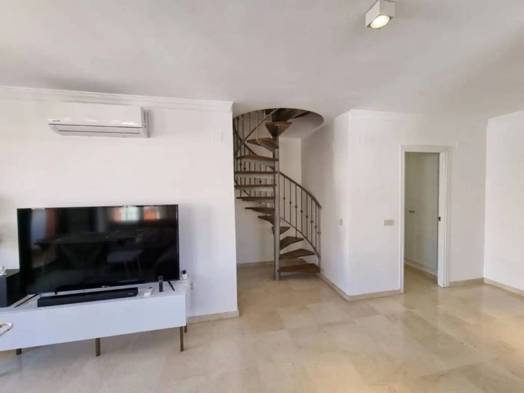 Piso de 180 m² en Estepona