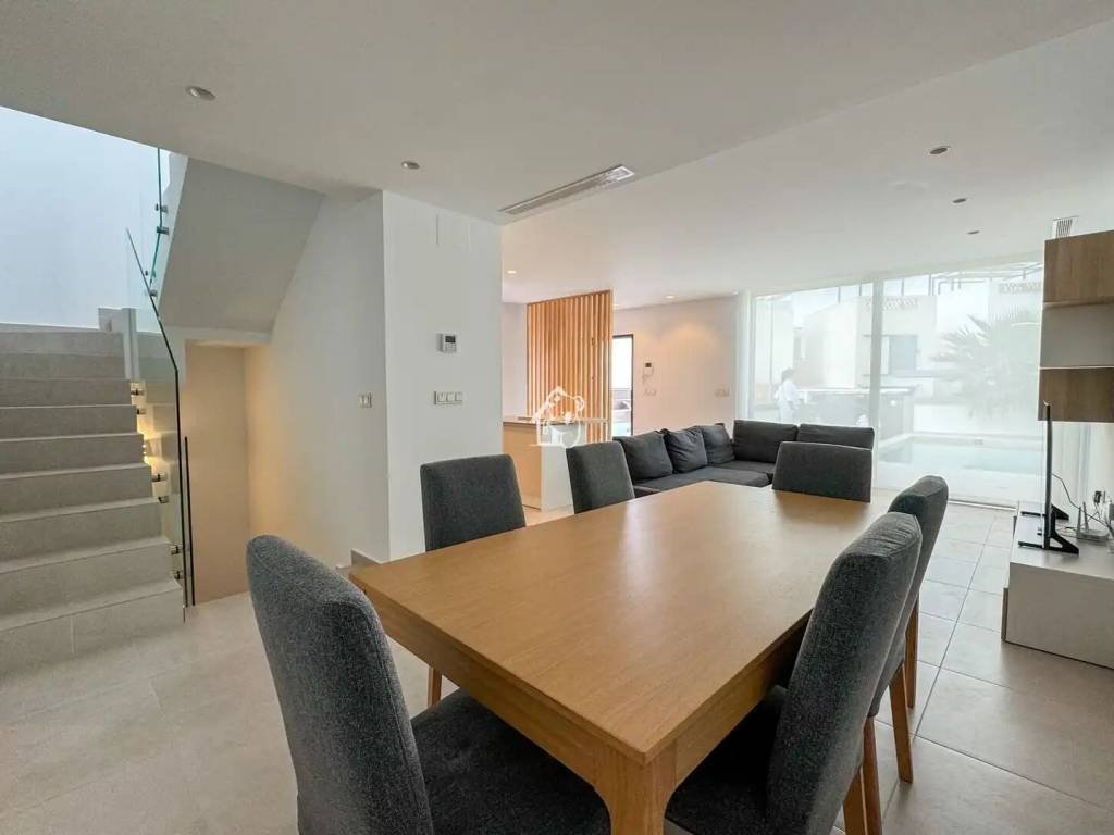 Haus 199 m² in Benijófar