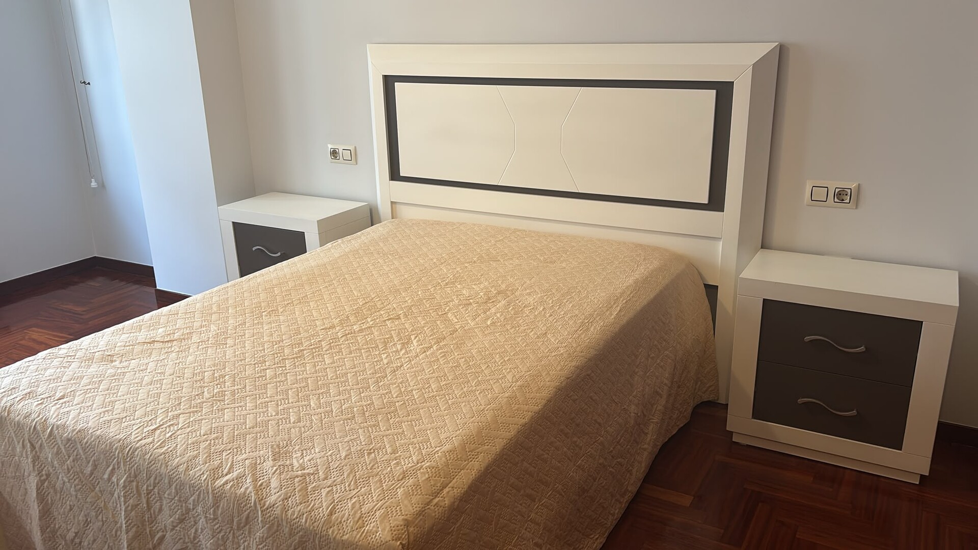 Piso de 90 m² en Vigo