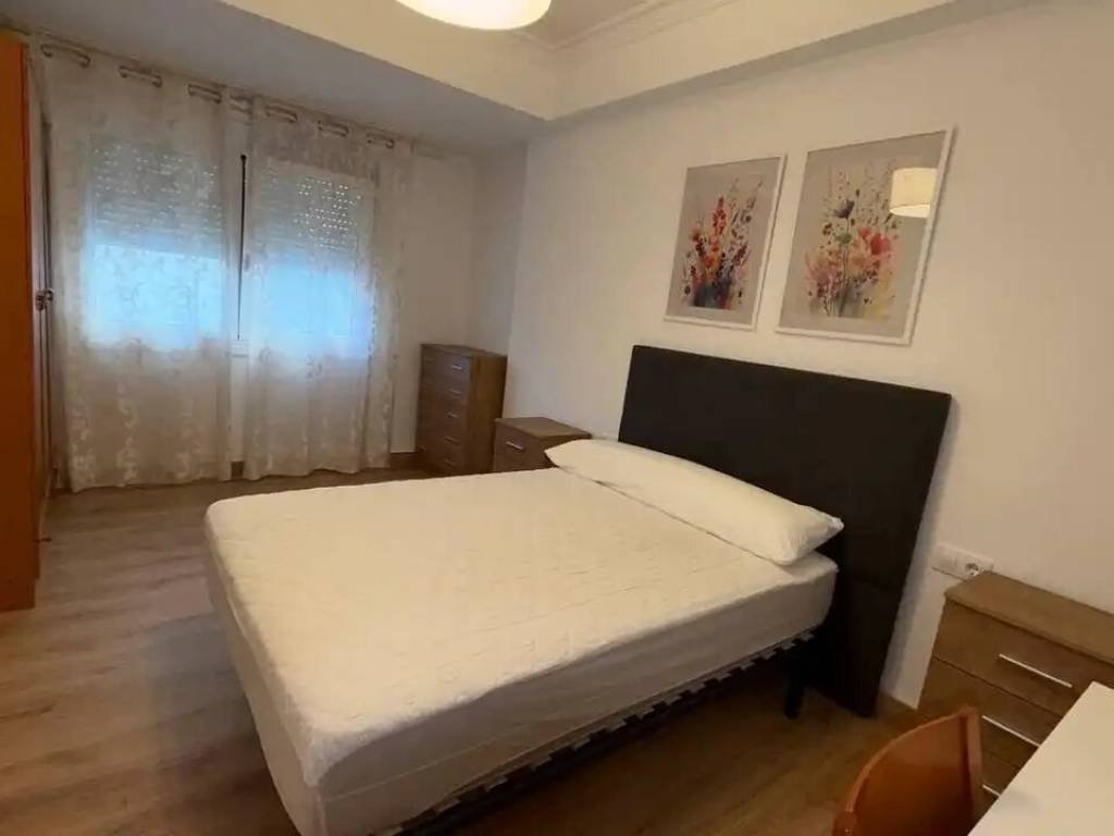 Piso de 95 m² en Ourense