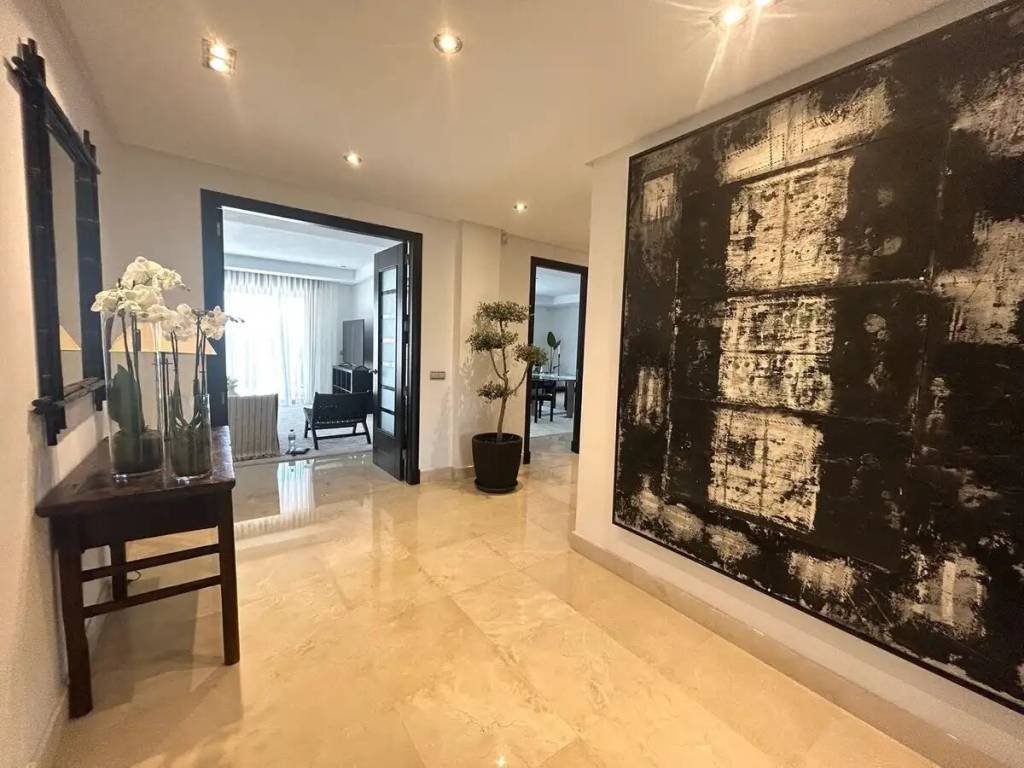 Appartamento 441 m² a Marbella