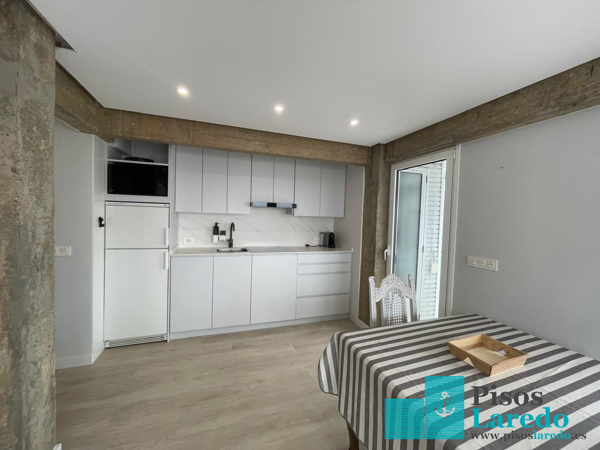 Piso de 70 m² en Laredo
