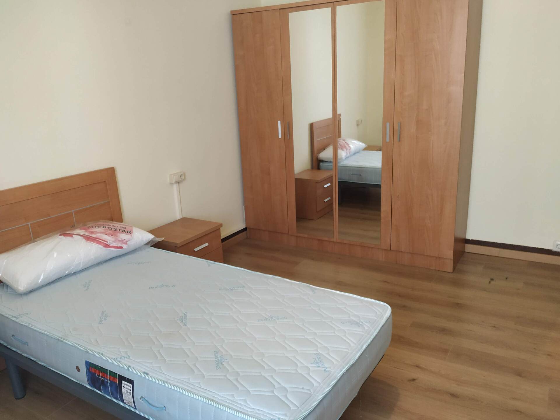 Piso de 170 m² en Santiago de Compostela