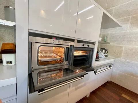 Casa de 496 m² en Vilaboa