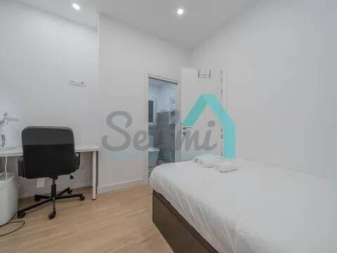 Habitación 133 m², Oviedo