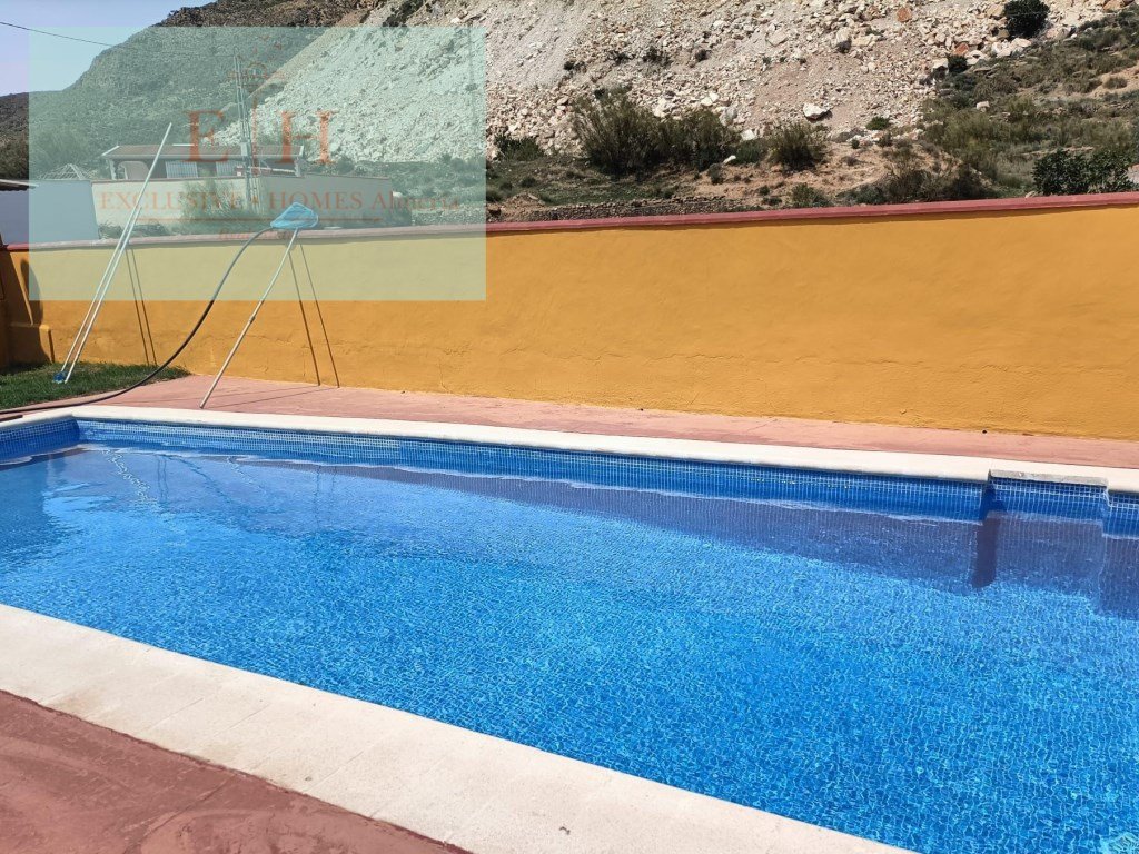 Casa de 79 m² en Lubrín