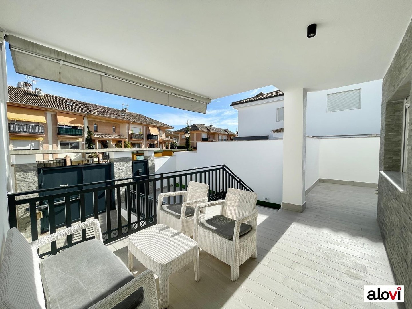 Casa de 240 m² en Ogíjares
