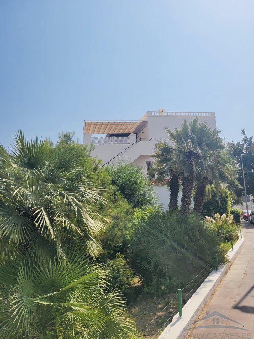 Piso de 130 m² en Roquetas de Mar