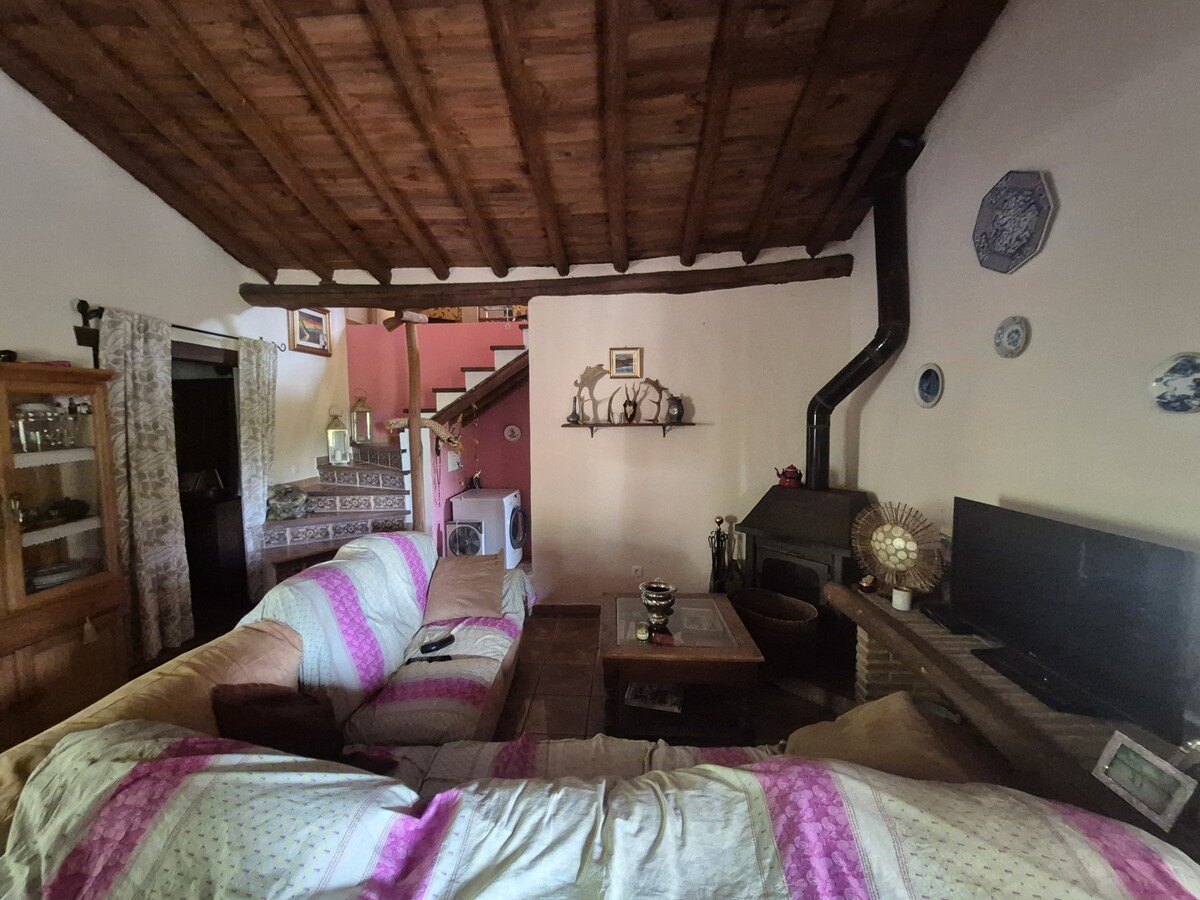 Квартира 225 м² в Jubrique